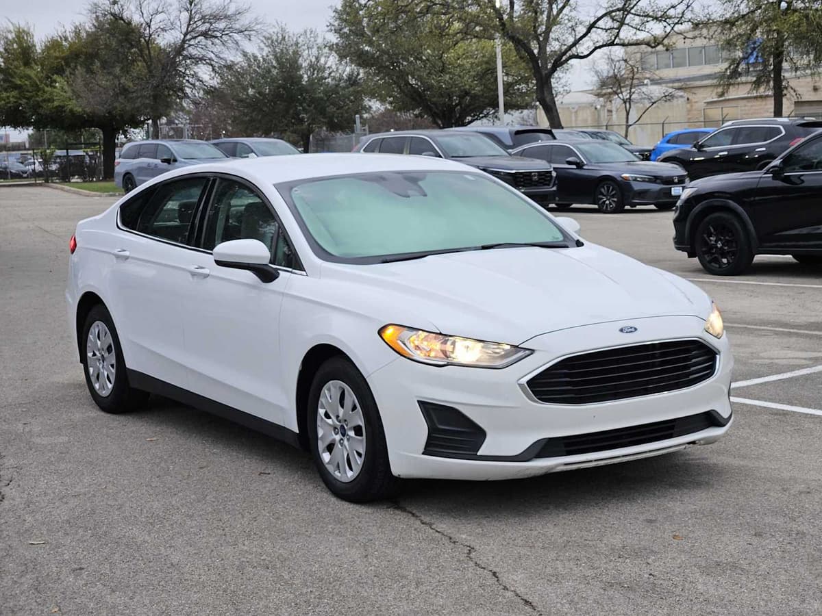 2020 Ford Fusion - Image 3