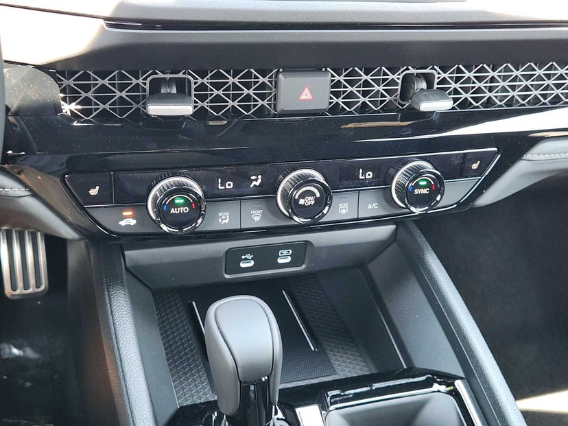 2026 Honda Accord Hybrid - Image 15
