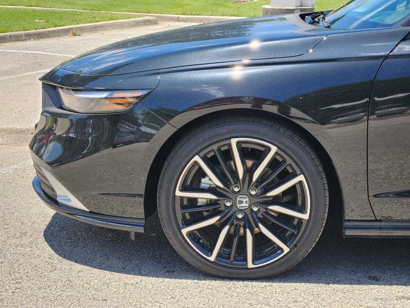 2026 Honda Accord Hybrid - Image 6