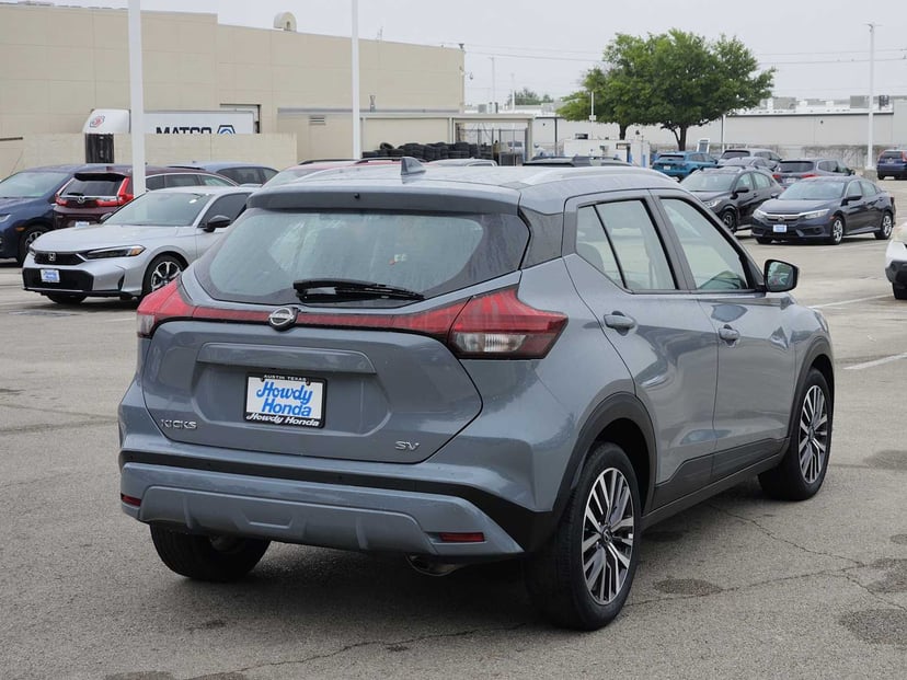 2022 Nissan Kicks - Image 6