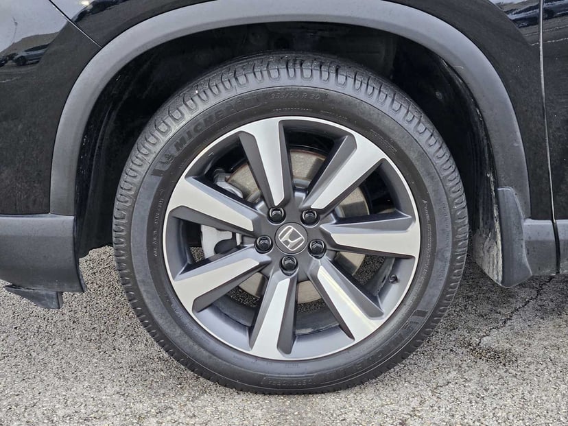 2023 Honda Pilot - Image 9