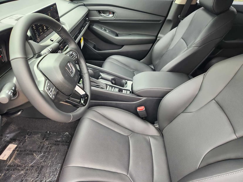 2026 Honda Accord Hybrid - Image 10