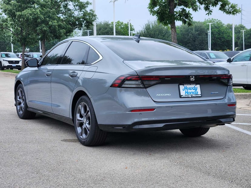 2026 Honda Accord Hybrid - Image 4