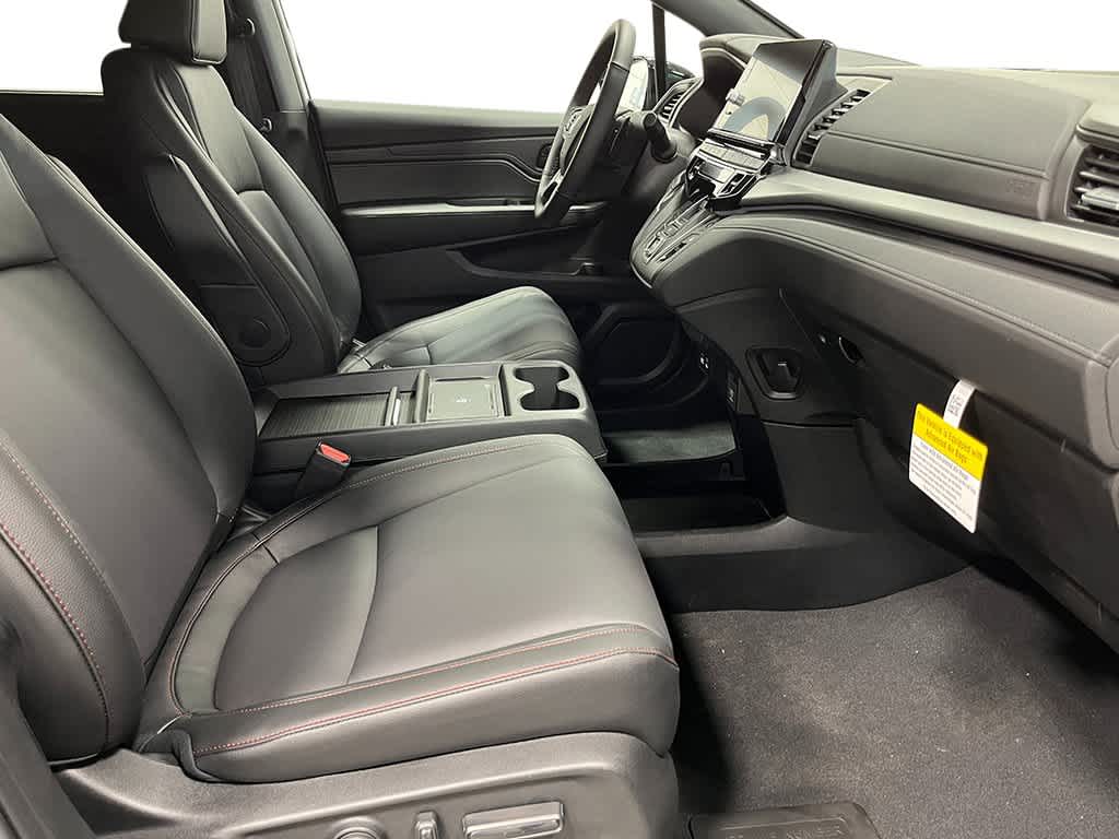 2026 Honda Odyssey - Image 25