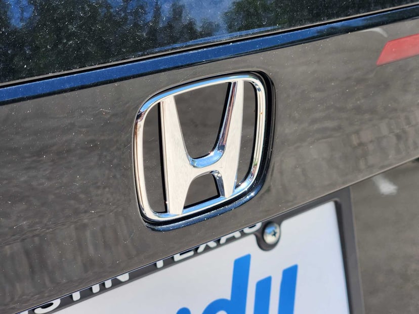 2026 Honda Accord Hybrid - Image 8