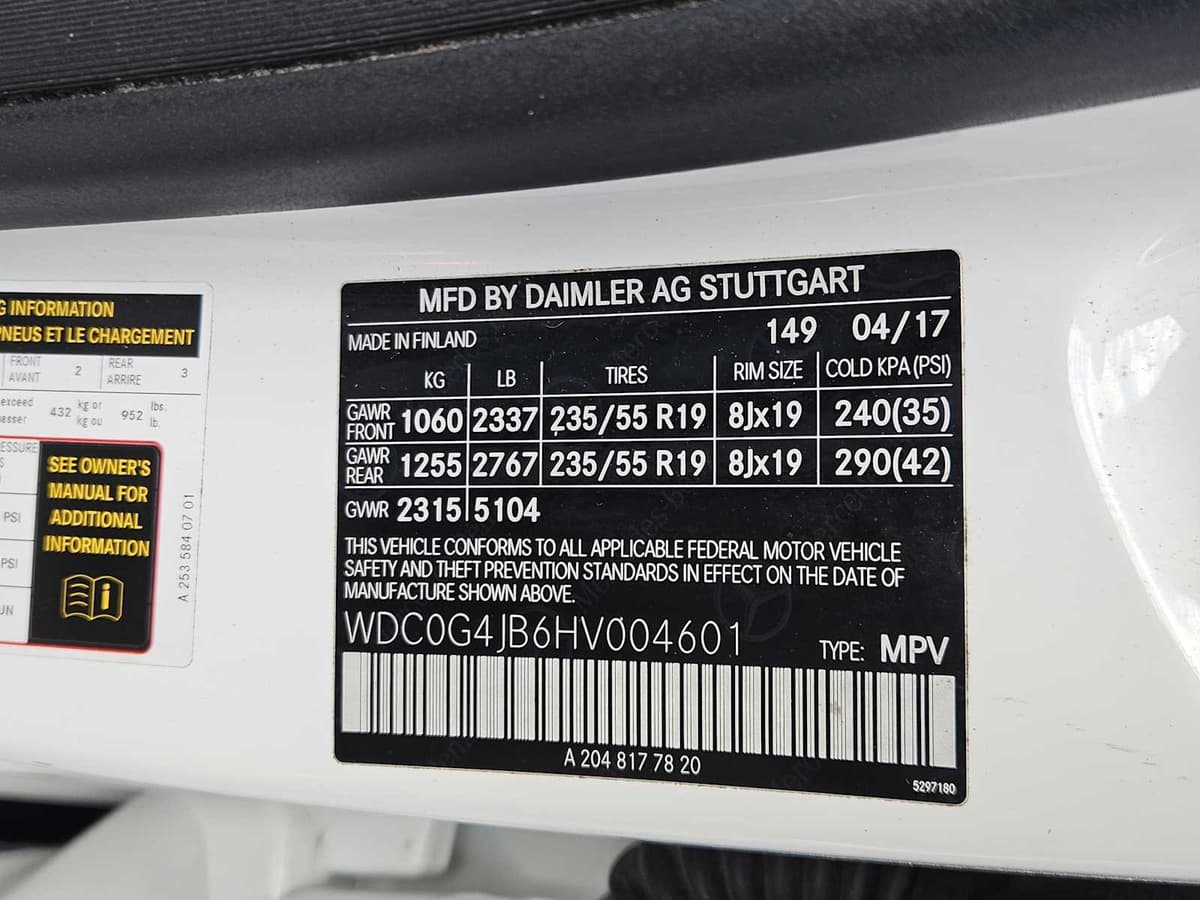 2017 Mercedes-Benz GLC 300 - Image 30