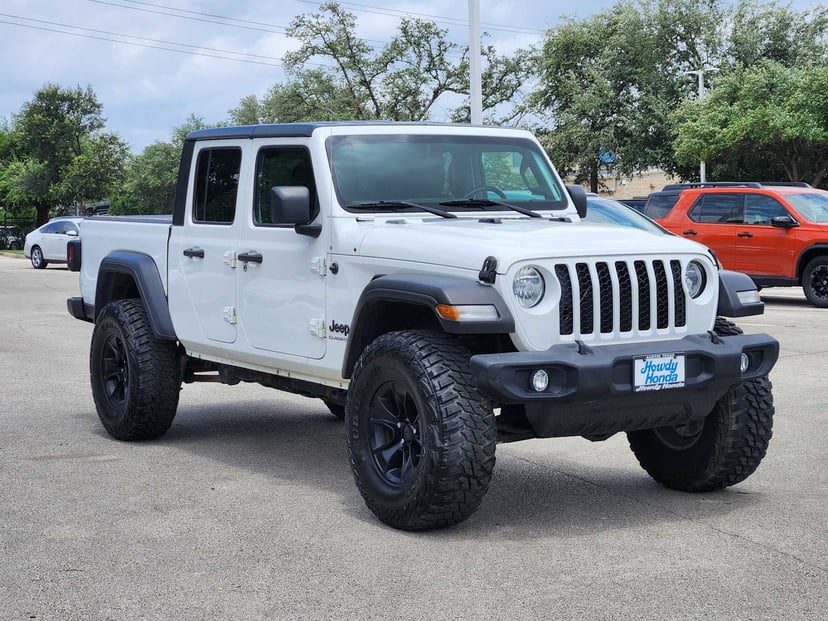 2020 Jeep Gladiator - Image 3