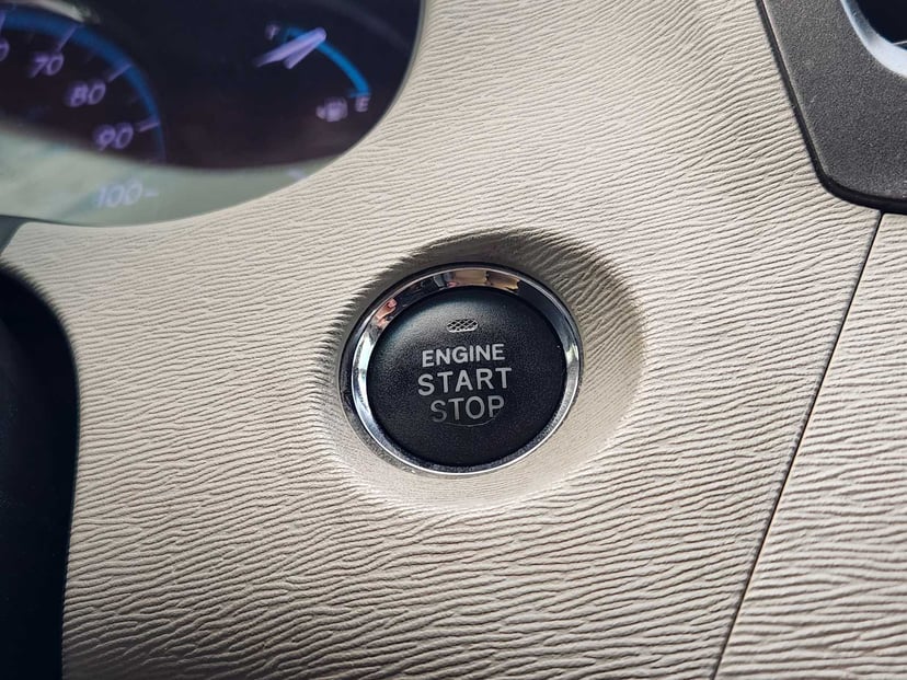 2014 Toyota Sienna - Image 20