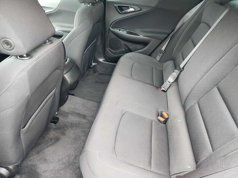 2021 Chevrolet Malibu - Image 30