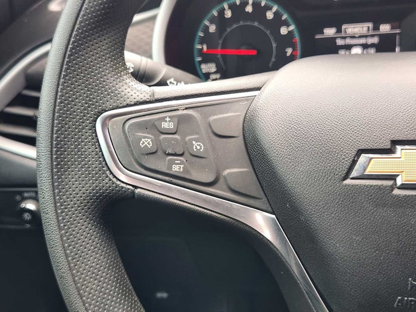 2021 Chevrolet Malibu - Image 27
