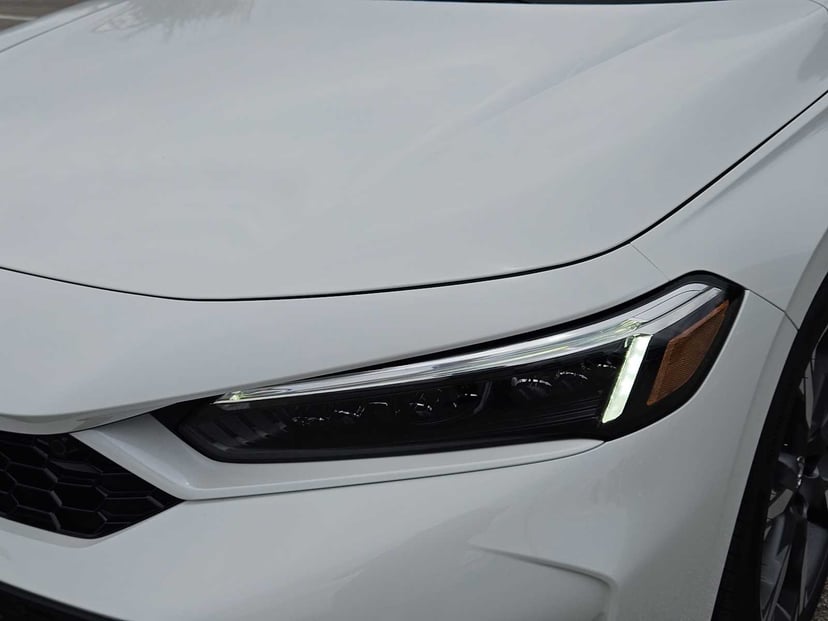 2026 Honda Civic Hybrid - Image 3