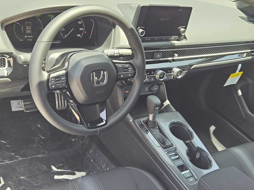 2026 Honda Civic Hybrid - Image 2