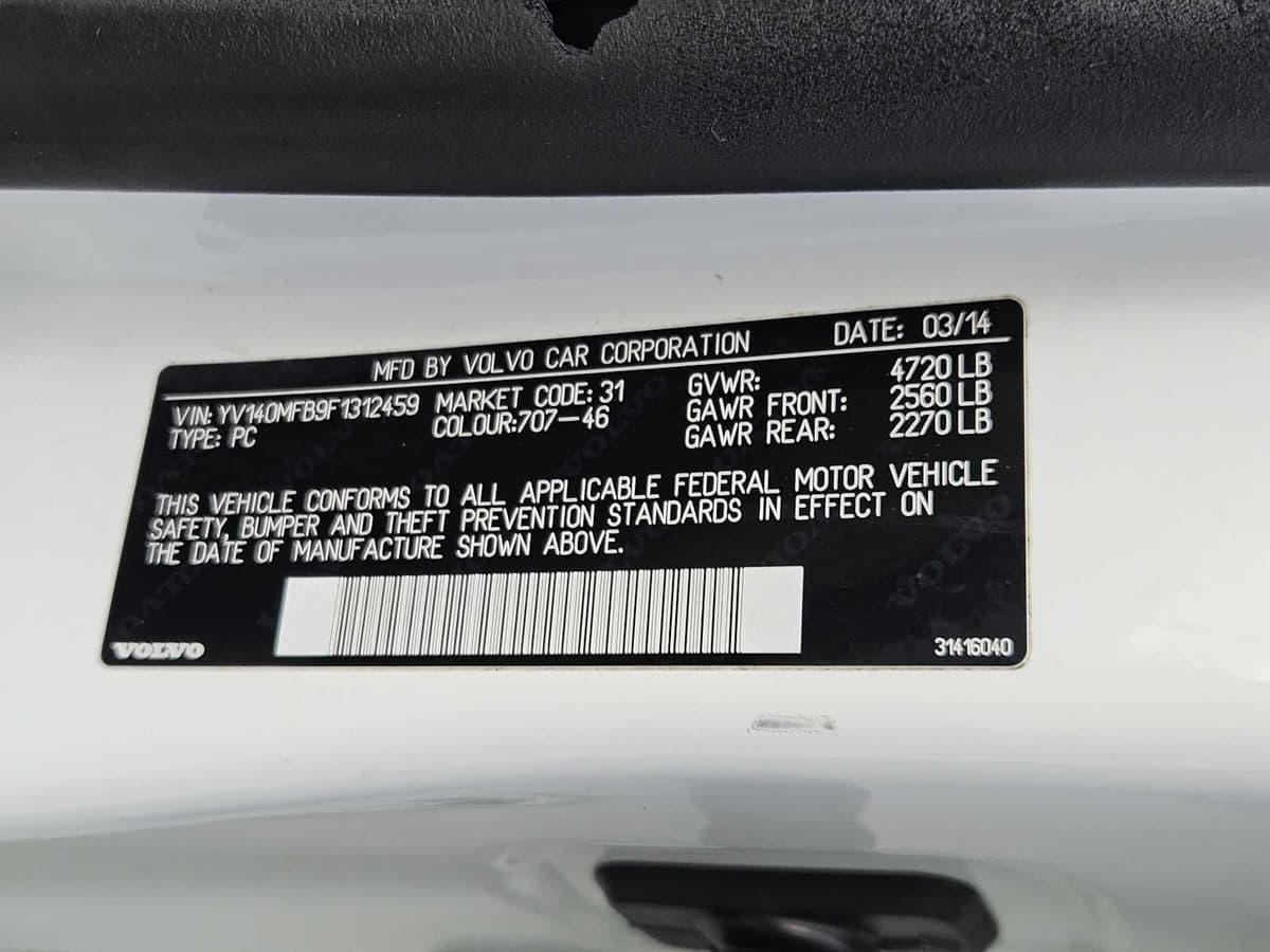 2015 Volvo S60 - Image 31