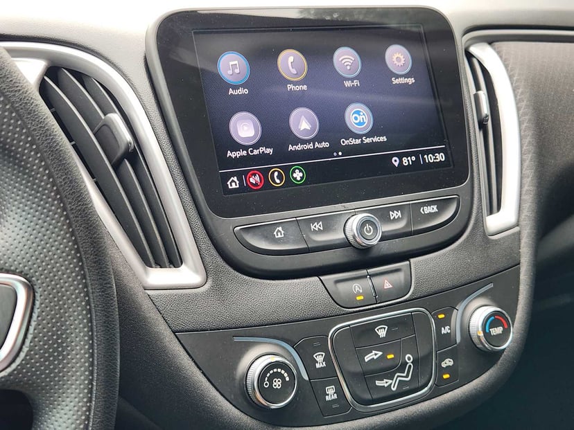2021 Chevrolet Malibu - Image 17