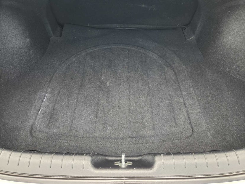 2024 Hyundai Elantra - Image 31