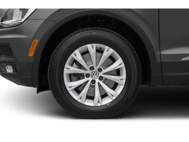 2018 Volkswagen Tiguan - Image 11