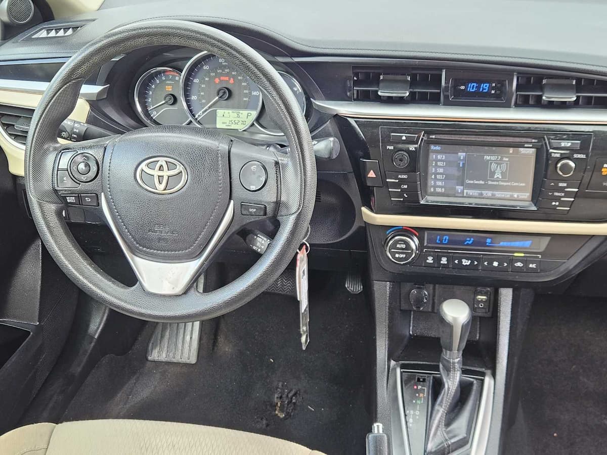 2014 Toyota Corolla - Image 25