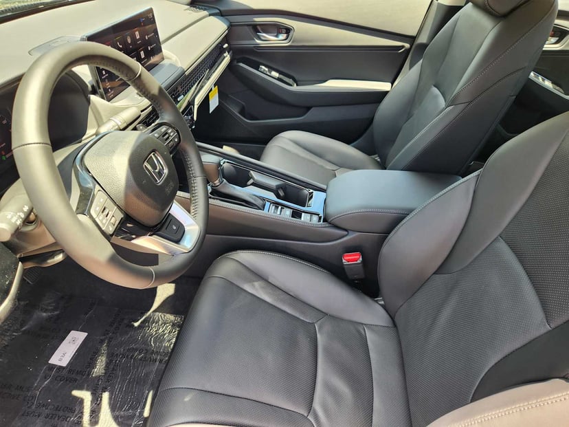 2026 Honda Accord Hybrid - Image 9