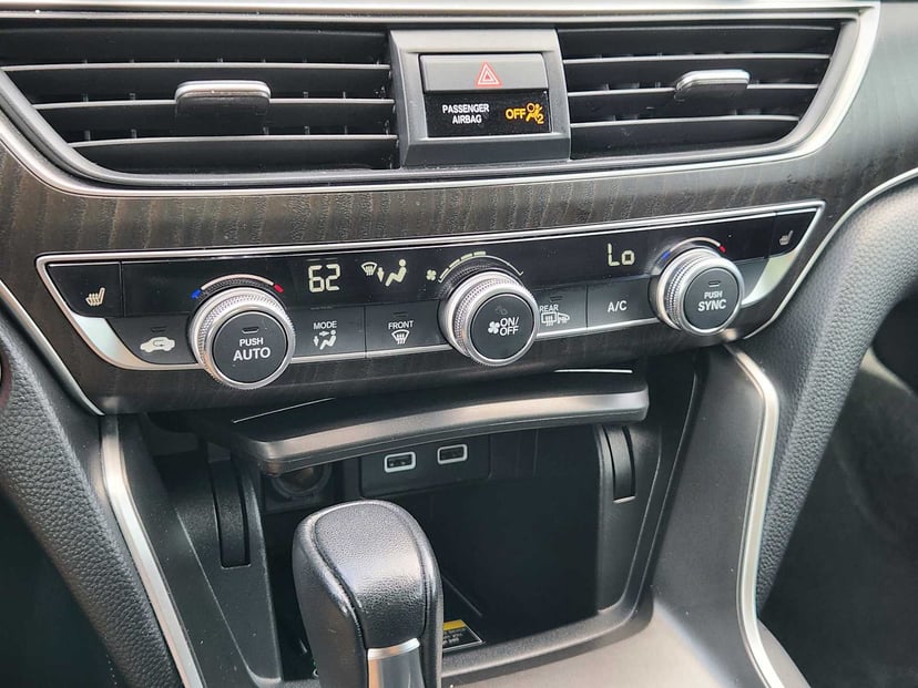 2022 Honda Accord - Image 19