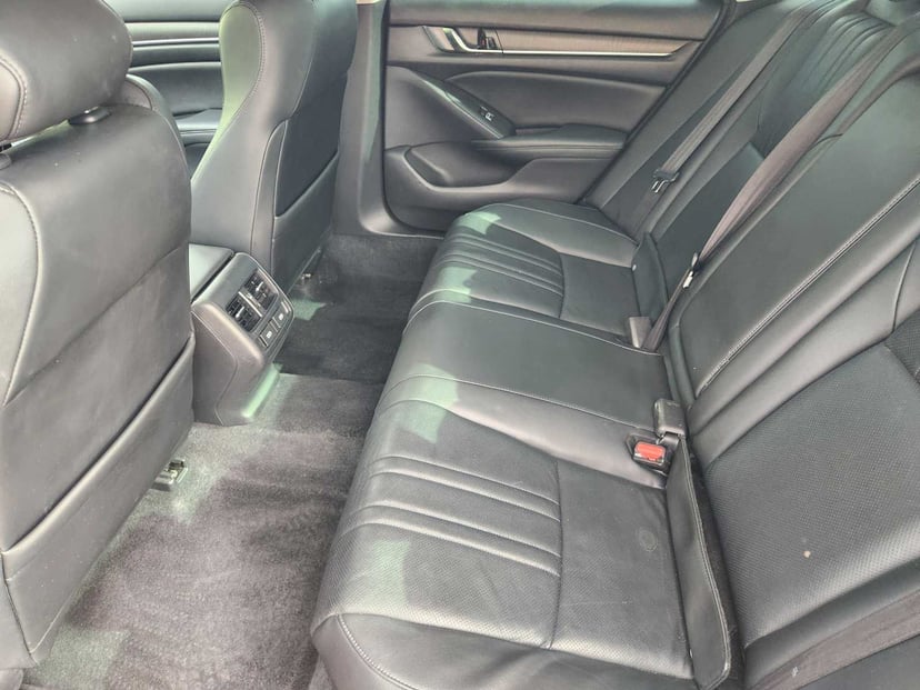 2022 Honda Accord - Image 31