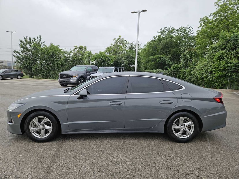 2022 Hyundai Sonata - Image 4