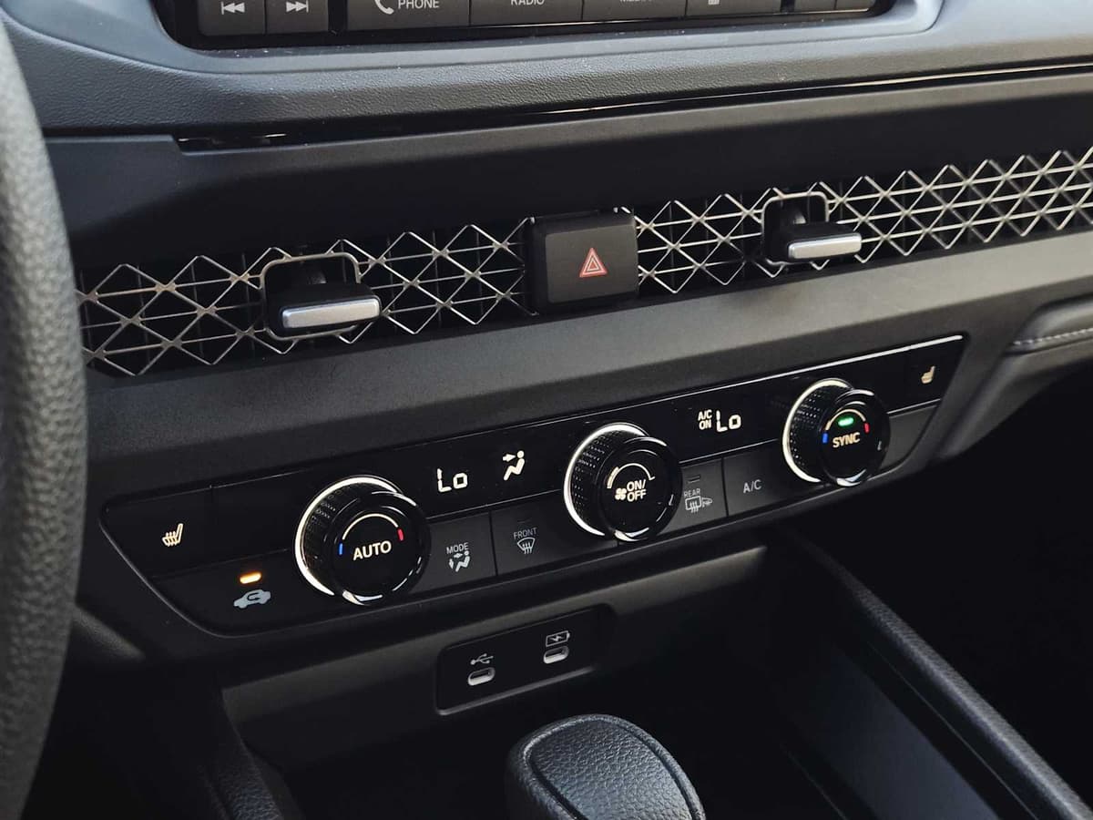 2025 Honda Accord - Image 18