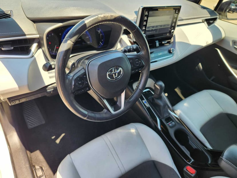 2019 Toyota Corolla - Image 2