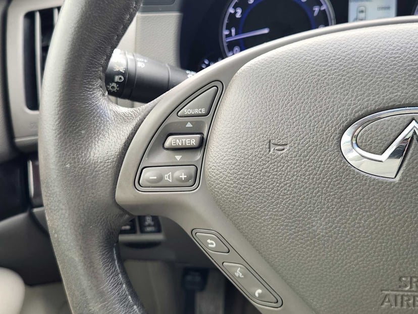 2012 INFINITI G37 Sedan - Image 28