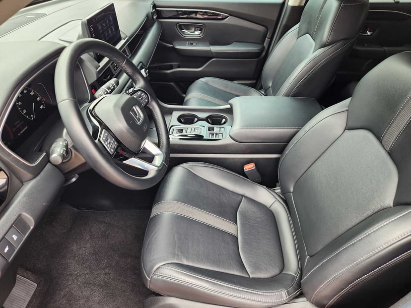 2025 Honda Pilot - Image 12