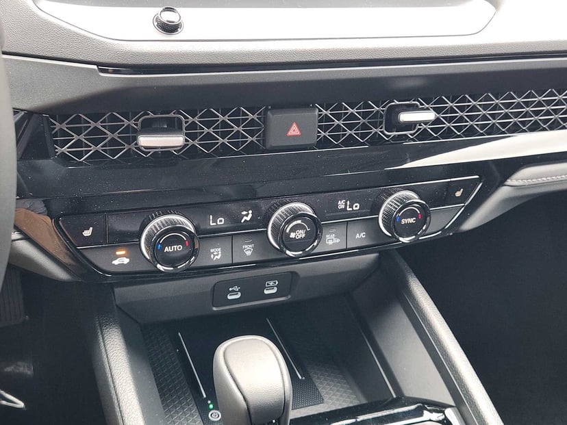 2026 Honda Accord Hybrid - Image 15
