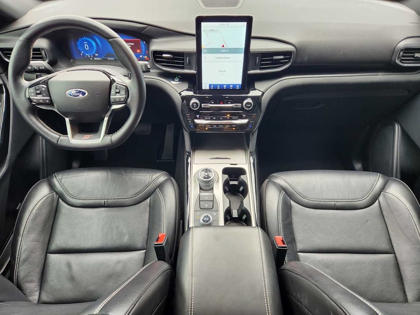 2021 Ford Explorer - Image 25