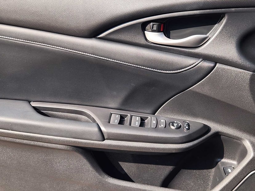 2022 Honda Insight - Image 23