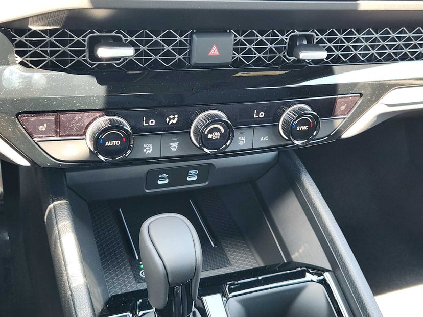 2026 Honda Accord Hybrid - Image 15