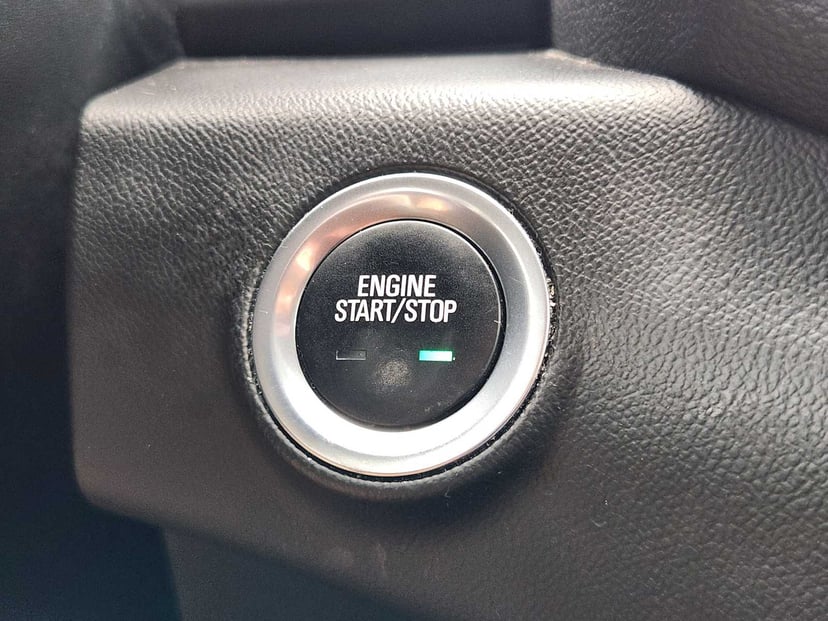2023 GMC Terrain - Image 21