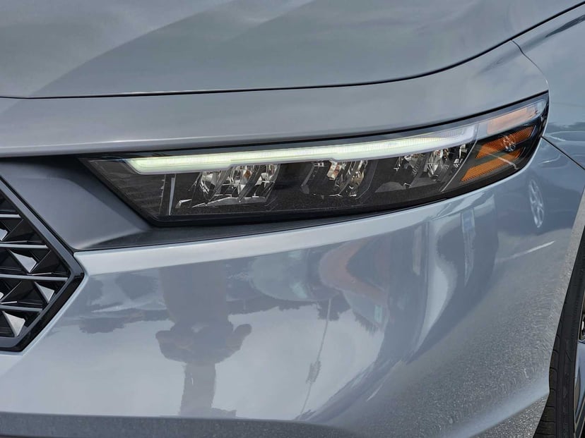 2026 Honda Accord Hybrid - Image 5