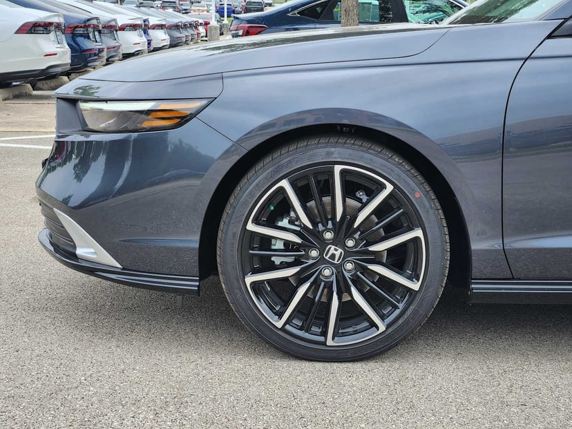 2026 Honda Accord Hybrid - Image 7