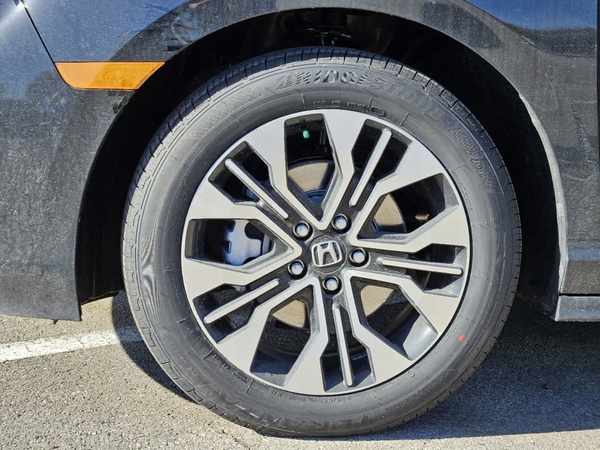 2026 Honda Odyssey - Image 9