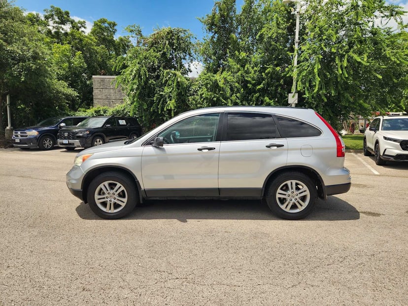 2010 Honda CR-V - Image 2