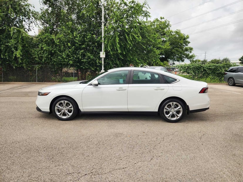 2023 Honda Accord - Image 3