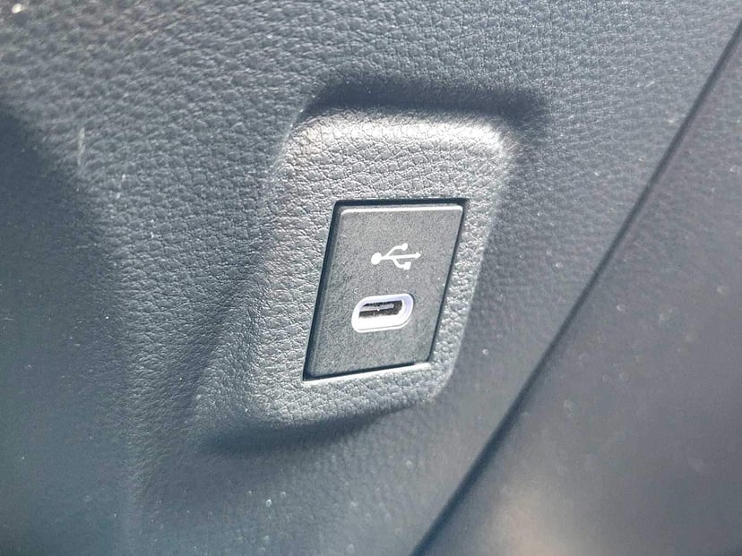 2024 Toyota Corolla - Image 21