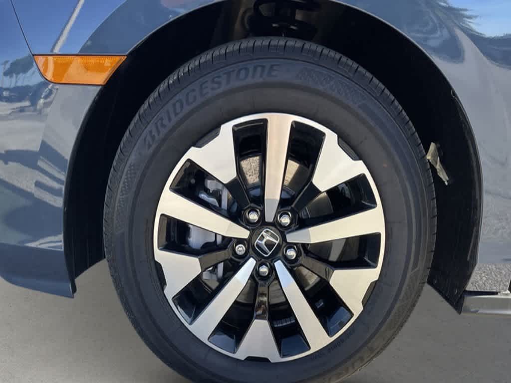 2026 Honda Odyssey - Image 9