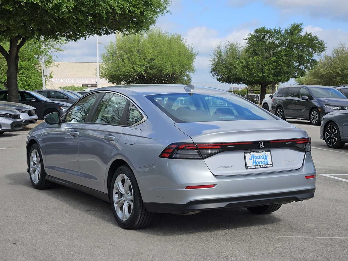 2023 Honda Accord - Image 5