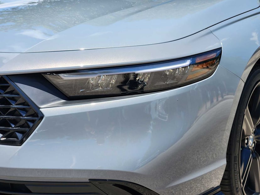 2026 Honda Accord Hybrid - Image 5
