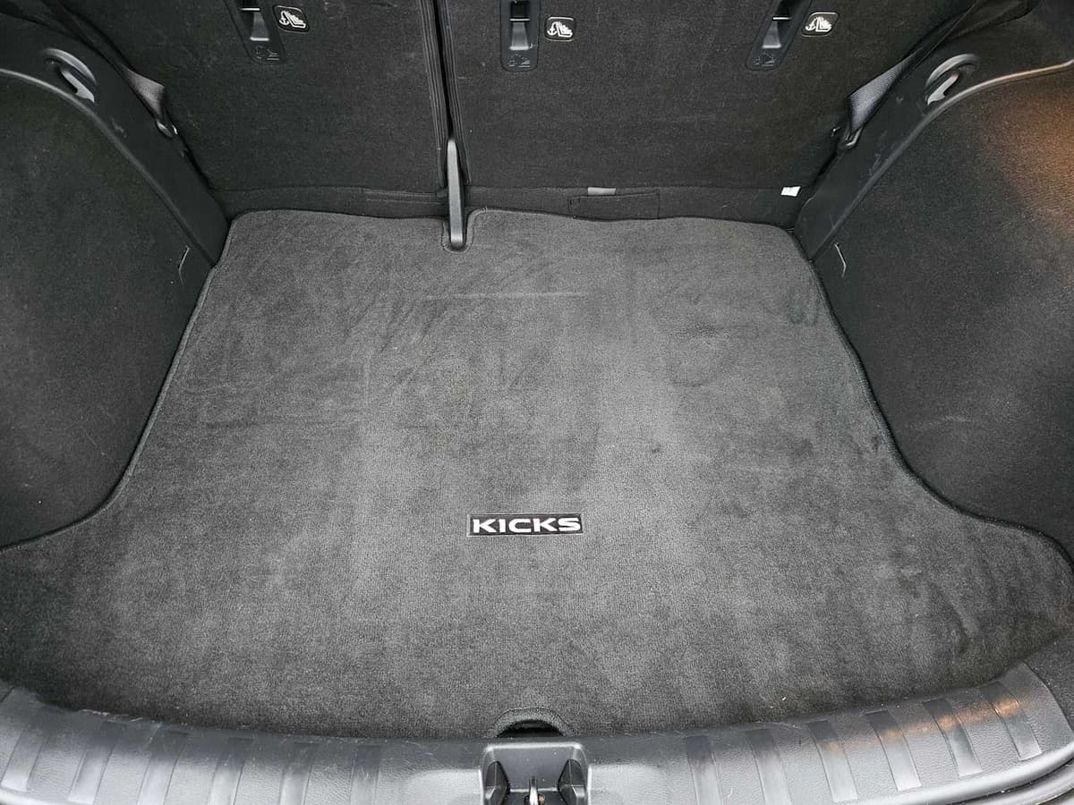 2020 Nissan Kicks - Image 30