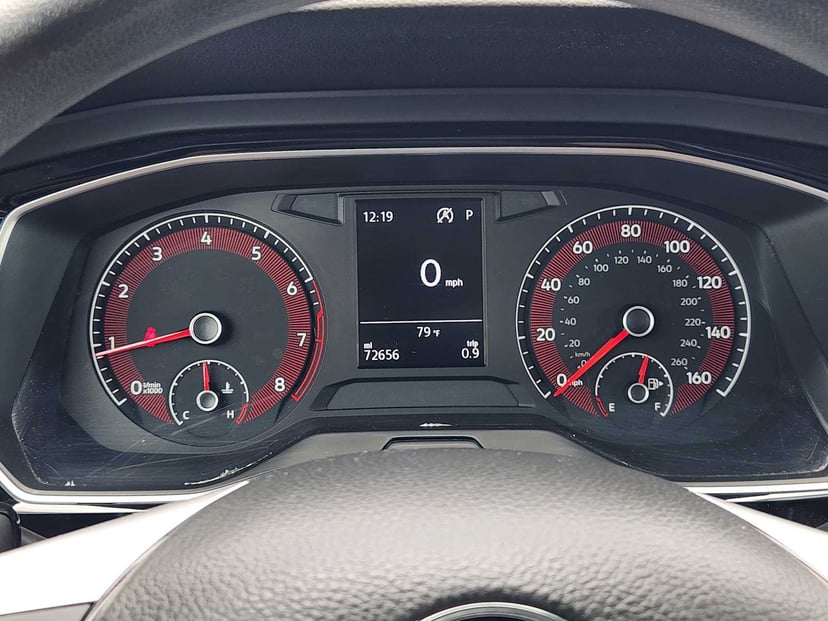 2019 Volkswagen Jetta - Image 16