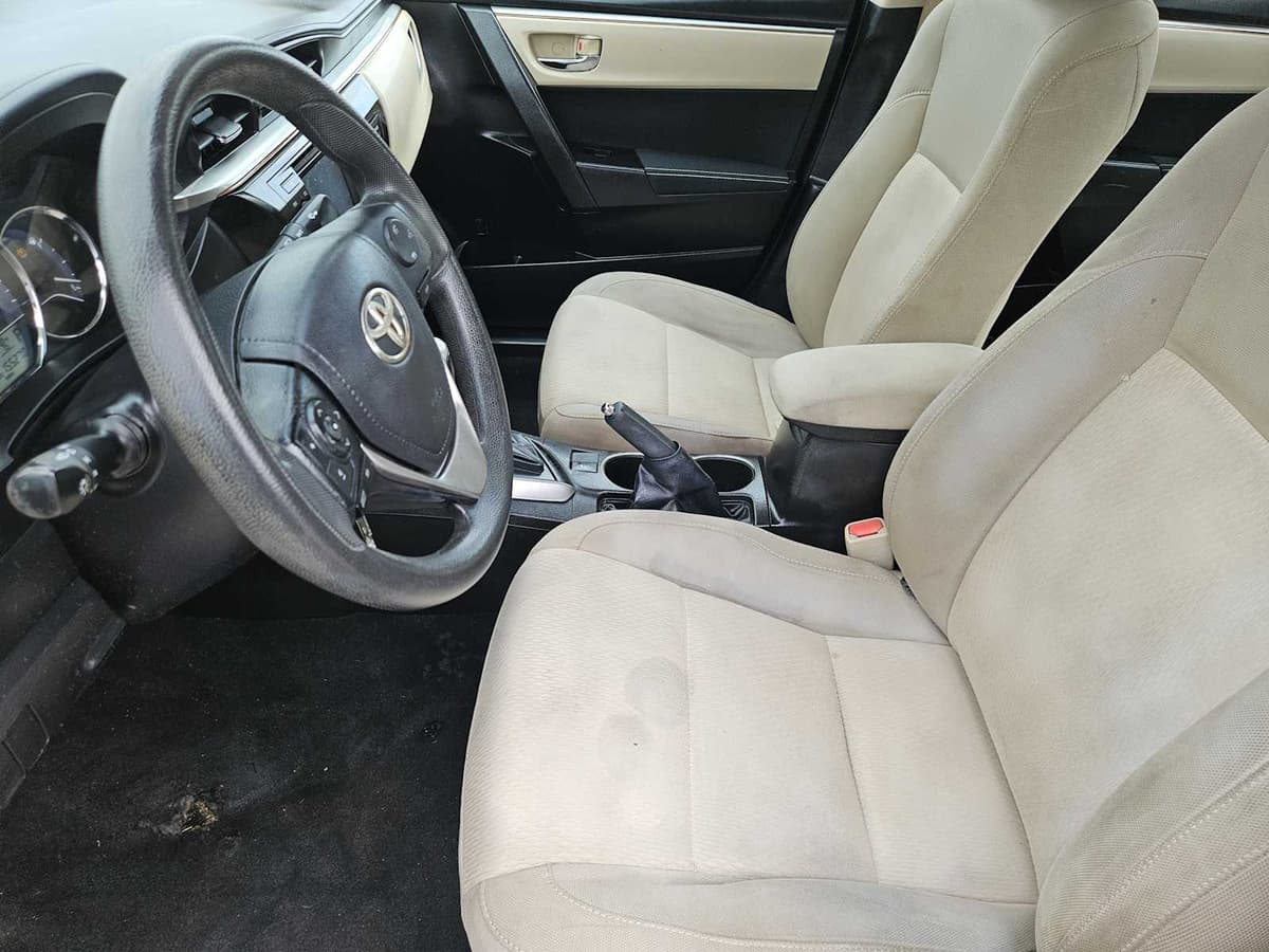 2014 Toyota Corolla - Image 13