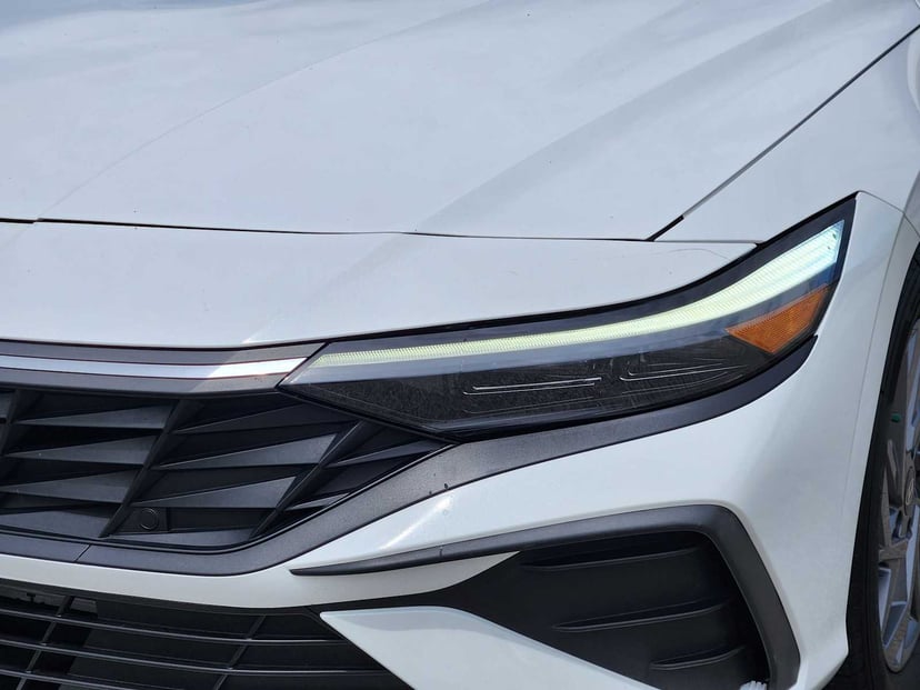 2024 Hyundai Elantra - Image 7