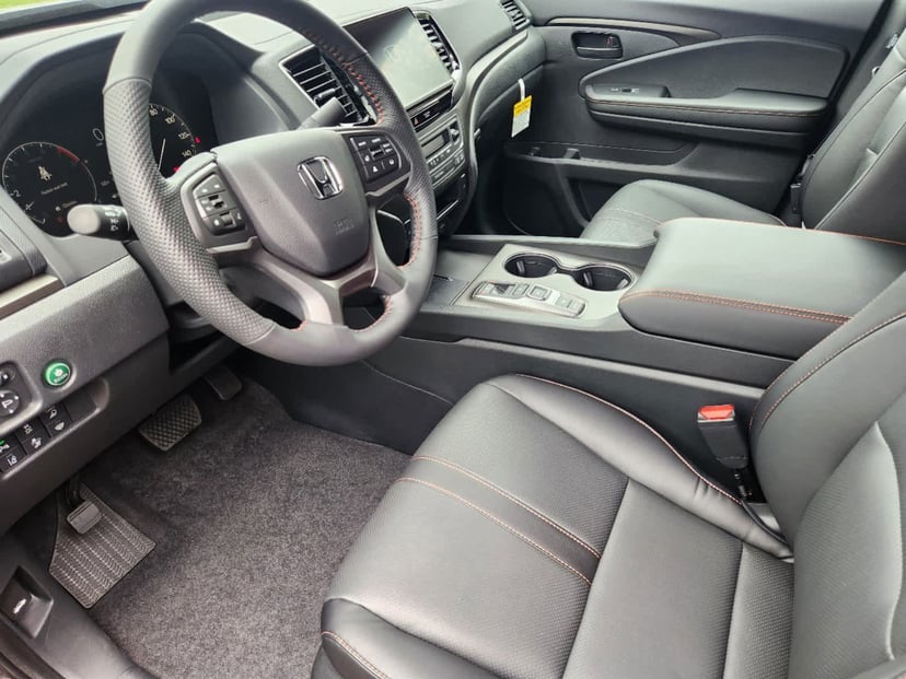 2026 Honda Ridgeline - Image 2