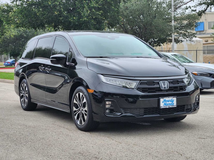2025 Honda Odyssey - Image 3