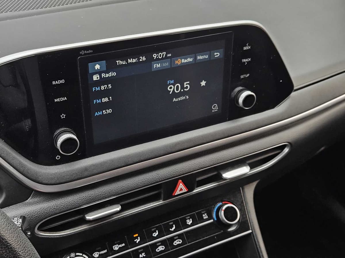 2021 Hyundai Sonata - Image 16